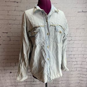 Vintage Jordache size large long sleeve button down shirt